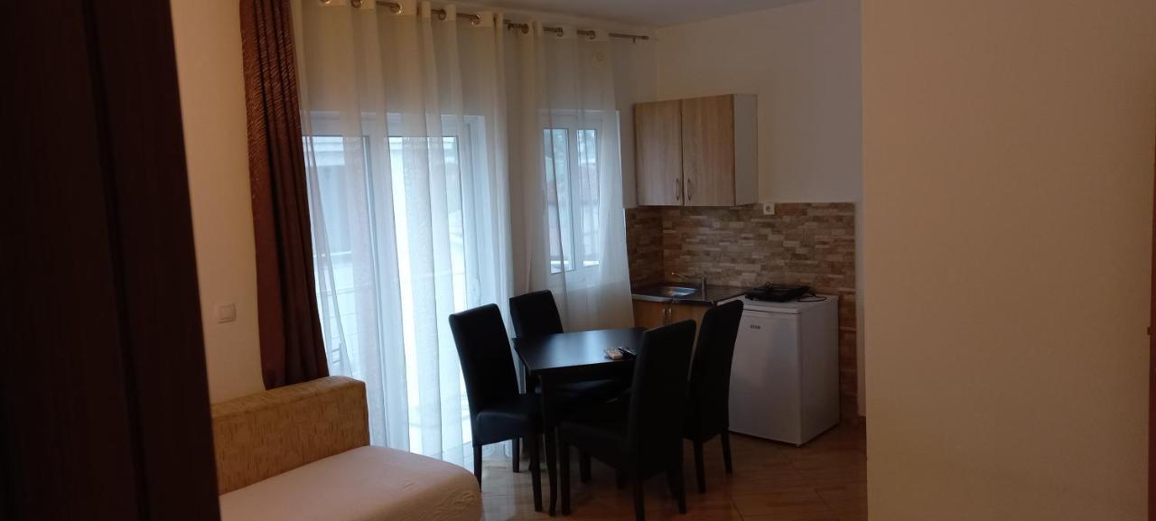 Apartments Armini Улцин Екстериор снимка