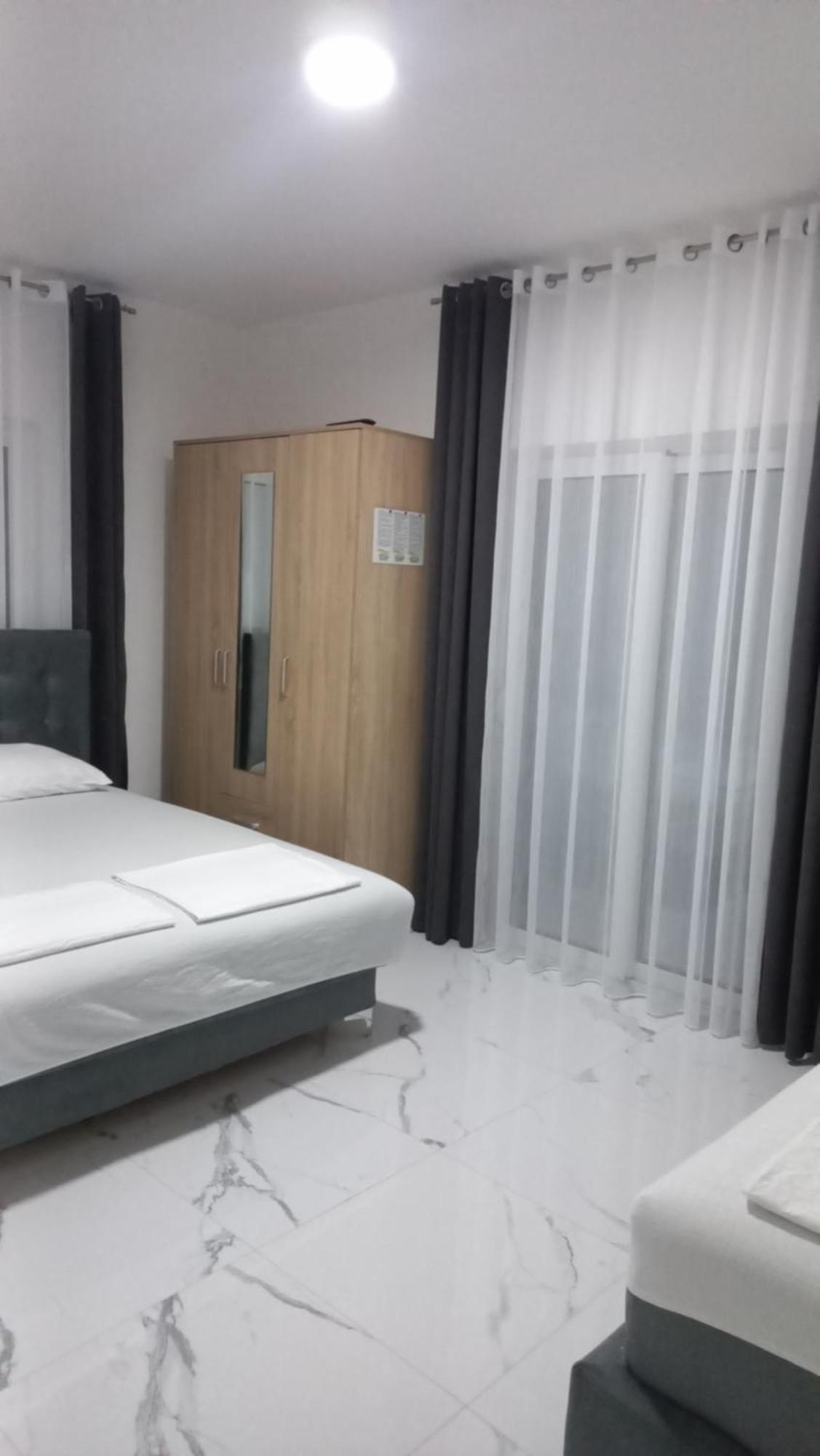 Apartments Armini Улцин Екстериор снимка